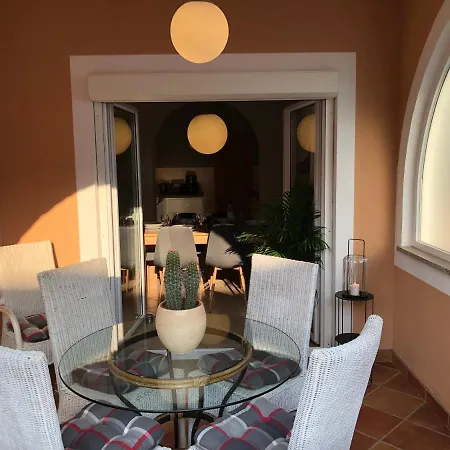 Haus Mit Pool Und Etwas Meerblick * Rogovici