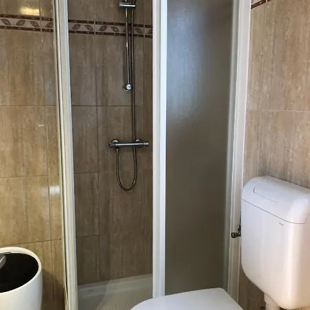 度假居 Haus Mit Pool Und Etwas Meerblick Rogovici