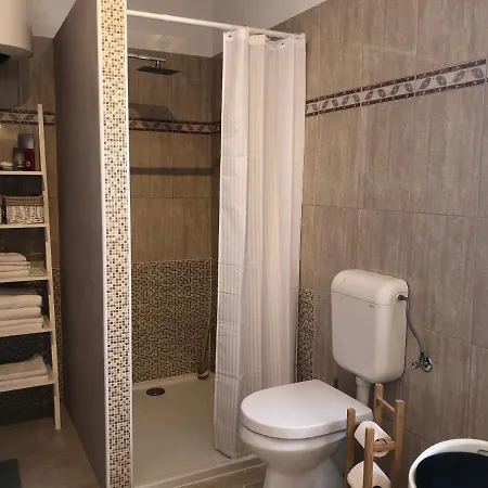 Haus Mit Pool Und Etwas Meerblick Semesterbostad Rogovici